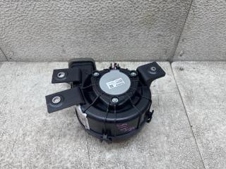 Фото запчасти мотор охлаждения батареи передний правый TOYOTA PRIUS PHV 2017 контрактная запчасть Запчасть мотор охлаждения батареи передний правый TOYOTA PRIUS PHV 2017