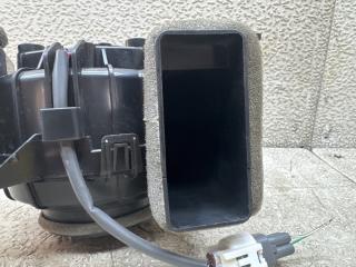 Мотор охлаждения батареи правый передний TOYOTA PRIUS PHV ZVW52 2ZR-FXE G923047101 3 ракурс