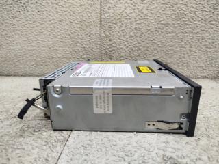 Cd-чейнджер AUDI A8 4H CGW 4H0035108E 5 ракурс Cd-чейнджер AUDI A8 4H CGW 4H0035108E 5 ракурс