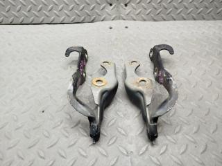 Петля капота TOYOTA CELSIOR UCF11 2 ракурс