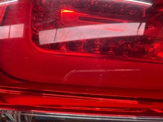 Стоп-сигнал левый задний AUDI A1 8X CAX 8X0945093B 2 ракурс