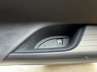 Обшивка дверей левая задняя TOYOTA HARRIER MXUA80 67766-X1T-00 5 ракурс Обшивка дверей левая задняя TOYOTA HARRIER MXUA80 67766-X1T-00 5 ракурс