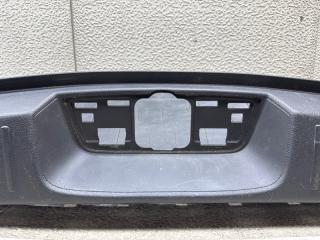 Накладка замка багажника FORD EXPLORER U502 BB53 78404C08CD35B8 3 ракурс Накладка замка багажника FORD EXPLORER U502 BB53 78404C08CD35B8 3 ракурс