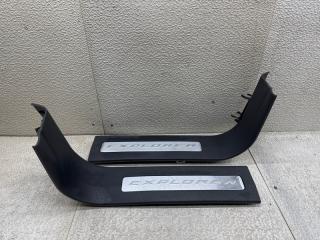 Накладка на порог FORD EXPLORER U502 BB53-7813244 2 ракурс