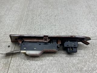 Блок упр. стеклоподьемниками правый передний NISSAN GLORIA Y33 809604P000 4 ракурс