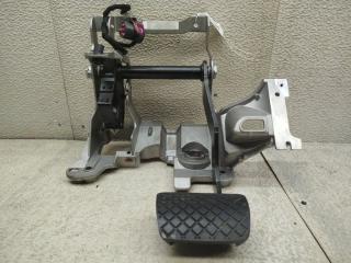 Педаль тормоза AUDI A4 8K CDN 8K2723140A 3 ракурс Педаль тормоза AUDI A4 8K CDN 8K2723140A 3 ракурс