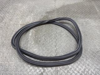 Уплотнение дверное AUDI A4 8K CDN 8K5033721E 5 ракурс