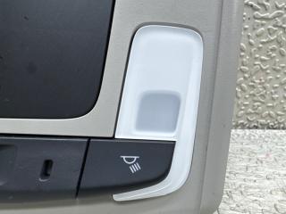 Плафон HONDA VEZEL RV6 8A480-T24-Y011-M1 5 ракурс Плафон HONDA VEZEL RV6 8A480-T24-Y011-M1 5 ракурс