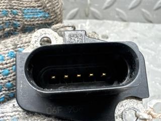 Расходомер воздушный AUDI A4 8K CDN 06F906461A 3 ракурс