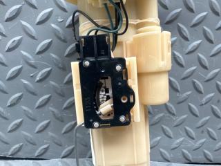 Топливный насос SUZUKI WAGON R MH55S R06A 15100-72M10 3 ракурс