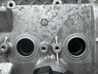 Клапанная крышка TOYOTA MARK II GX100 1G-FE BEAMS 4 ракурс