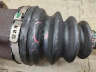 Привод правый передний AUDI A6 4F2 AUK 4F0407272J 3 ракурс Привод правый передний AUDI A6 4F2 AUK 4F0407272J 3 ракурс