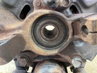 Ступица правая передняя SUBARU PLEO RA1 EN07 5 ракурс