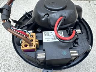 Мотор печки AUDI TT 8J3 BWA F995428E 3 ракурс