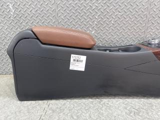 Бардачок между сиденьями AUDI A5 8TA CDN 8K0864981D 2 ракурс Бардачок между сиденьями AUDI A5 8TA CDN 8K0864981D 2 ракурс