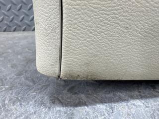 Бардачок между сиденьями NISSAN SKYLINE HNV37 VQ35HR 969104GA0A 3 ракурс Бардачок между сиденьями NISSAN SKYLINE HNV37 VQ35HR 969104GA0A 3 ракурс