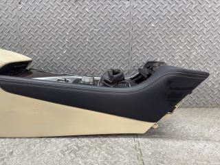 Бардачок между сиденьями NISSAN SKYLINE HNV37 VQ35HR 969104GA0A 5 ракурс Бардачок между сиденьями NISSAN SKYLINE HNV37 VQ35HR 969104GA0A 5 ракурс