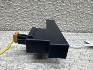 Антенна AUDI A4 8K CDN 8K0907247 3 ракурс Антенна AUDI A4 8K CDN 8K0907247 3 ракурс