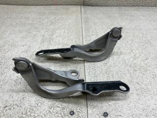 Петля капота TOYOTA CROWN GRS182 3 ракурс