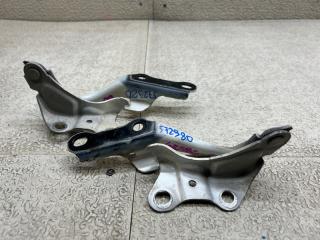 Петля капота TOYOTA CROWN GRS182 3 ракурс