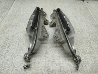 Петля капота VOLVO V70 SW61 B5244S 2 ракурс