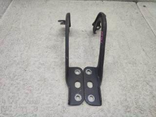 Петля капота SUZUKI MR WAGON MF22S 1 ракурс Петля капота SUZUKI MR WAGON MF22S 1 ракурс