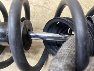 Стойка правая задняя NISSAN PRESEA PR11 SR18DE 562100M611 4 ракурс