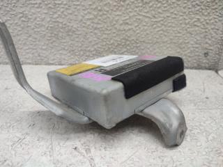 Блок управления рулевой колонкой TOYOTA LAND CRUISER CYGNUS UZJ100 2UZ-FE 89227-60040 3 ракурс