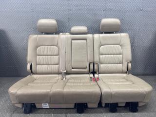 Сидение TOYOTA LAND CRUISER CYGNUS UZJ100 2UZ-FE 3 ракурс Сидение TOYOTA LAND CRUISER CYGNUS UZJ100 2UZ-FE 3 ракурс
