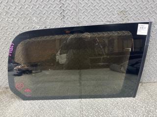 Стекло собачника правое заднее TOYOTA LAND CRUISER CYGNUS UZJ100 2UZ-FE 43R-00073 1 ракурс