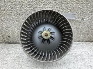 Мотор печки передний DAIHATSU MOVE L175S KF 4 ракурс Мотор печки передний DAIHATSU MOVE L175S KF 4 ракурс