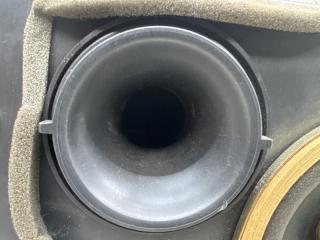 Сабвуфер TOYOTA LAND CRUISER CYGNUS UZJ100 2UZ-FE 86150-60040 3 ракурс