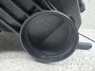Корпус воздушного фильтра AUDI A5 8T CDN 8K0133835AB 3 ракурс