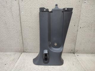 Накладка на стойку кузова задняя TOYOTA HIACE TRH216 2TR-FE 62410-26070 2 ракурс
