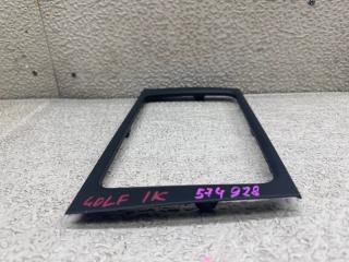 Консоль магнитофона VOLKSWAGEN GOLF 5K1 CAX 5K0858063B 5 ракурс