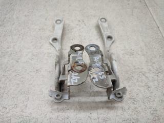 Петля капота TOYOTA ESTIMA ACR55 2 ракурс