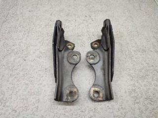 Петля капота MITSUBISHI DIAMANTE F13A 1 ракурс