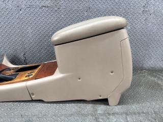 Бардачок между сиденьями TOYOTA LAND CRUISER CYGNUS UZJ100 2UZ-FE 58901-60300 3 ракурс Бардачок между сиденьями TOYOTA LAND CRUISER CYGNUS UZJ100 2UZ-FE 58901-60300 3 ракурс