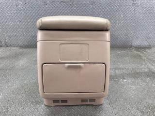 Бардачок между сиденьями TOYOTA LAND CRUISER CYGNUS UZJ100 2UZ-FE 58901-60300 4 ракурс Бардачок между сиденьями TOYOTA LAND CRUISER CYGNUS UZJ100 2UZ-FE 58901-60300 4 ракурс