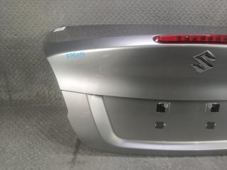 Крышка багажника SUZUKI KIZASHI RE91S J24B 2 ракурс Крышка багажника SUZUKI KIZASHI RE91S J24B 2 ракурс