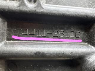 Крепление аккумулятора TOYOTA HIACE TRH216 2TR-FE 74411-26120 3 ракурс