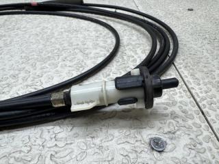Тросик лючка бака TOYOTA LAND CRUISER CYGNUS UZJ100 2UZ-FE 4 ракурс