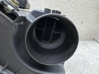 Корпус воздушного фильтра TOYOTA HILUX SURF KDN215 1KD-FTV 17893-30020 3 ракурс