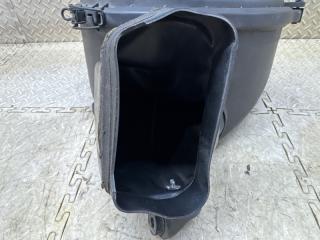 Корпус воздушного фильтра TOYOTA CELSIOR UCF11 114000-5070 3 ракурс Корпус воздушного фильтра TOYOTA CELSIOR UCF11 114000-5070 3 ракурс