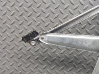 Стеклоподъемник левый передний TOYOTA VOXY ZRR70 85720-30340 4 ракурс