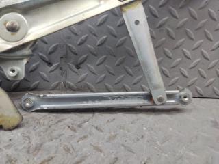 Стеклоподъемник правый передний TOYOTA BB QNC21 85710-B1010 3 ракурс