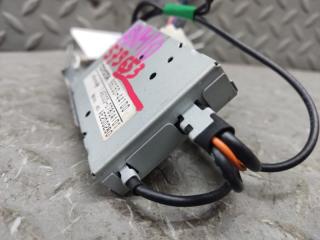 Блок управления антенной TOYOTA ISIS ANM10 1AZ-FSE 86050-44100 3 ракурс
