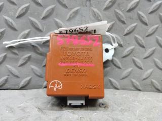 Блок управления дверьми TOYOTA ISIS ANM10 1AZ-FSE 89740-44030 1 ракурс