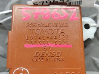 Блок управления дверьми TOYOTA ISIS ANM10 1AZ-FSE 89740-44030 4 ракурс
