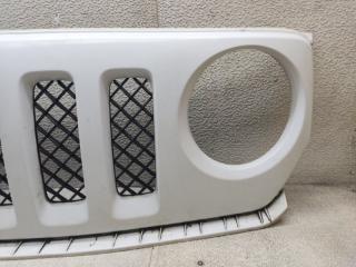 Решетка радиатора JEEP PATRIOT MK74 ED3 741150RXFAA 4 ракурс